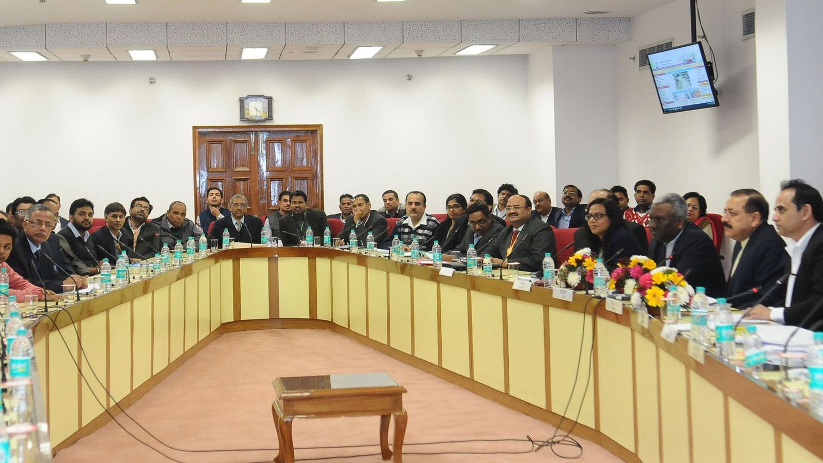 Government pensioners and officials seated around a table at a Pension Adalat grievance redressal event held by the Department of Pensions and Pensioners Welfare in New Delhi, file photo